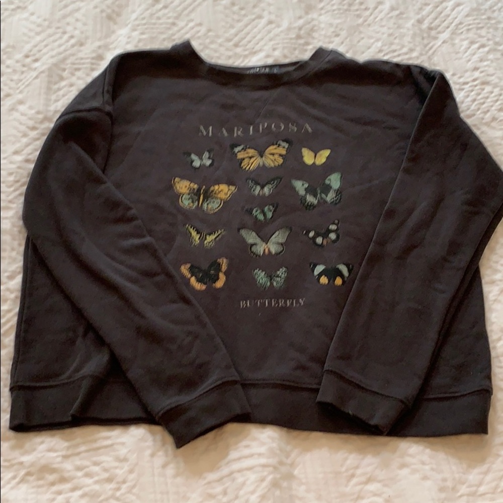Soft butterfly sweatshirt, Size Large